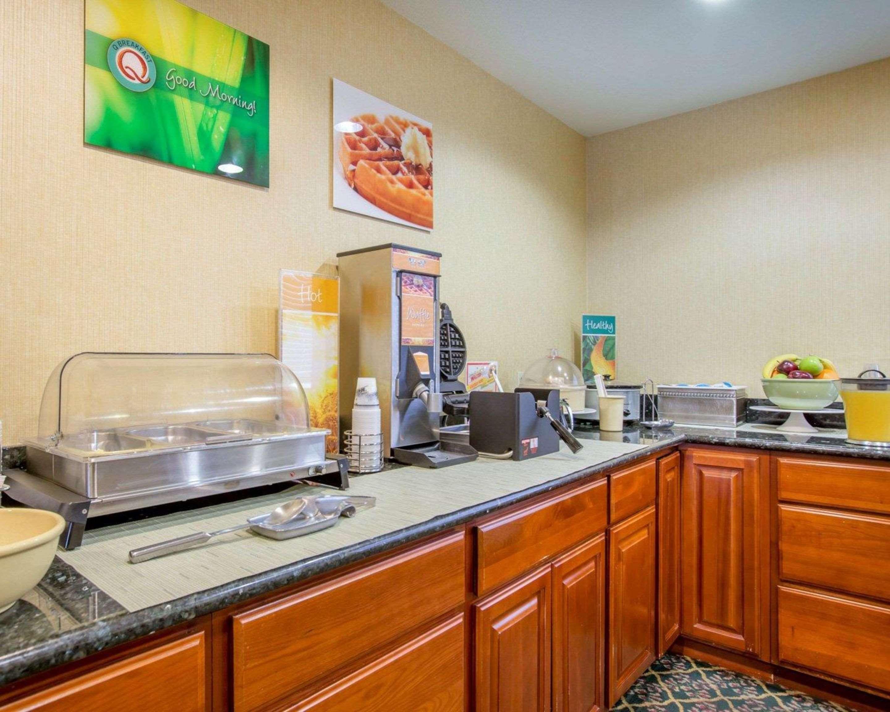 Quality Inn & Suites Weed Exteriér fotografie