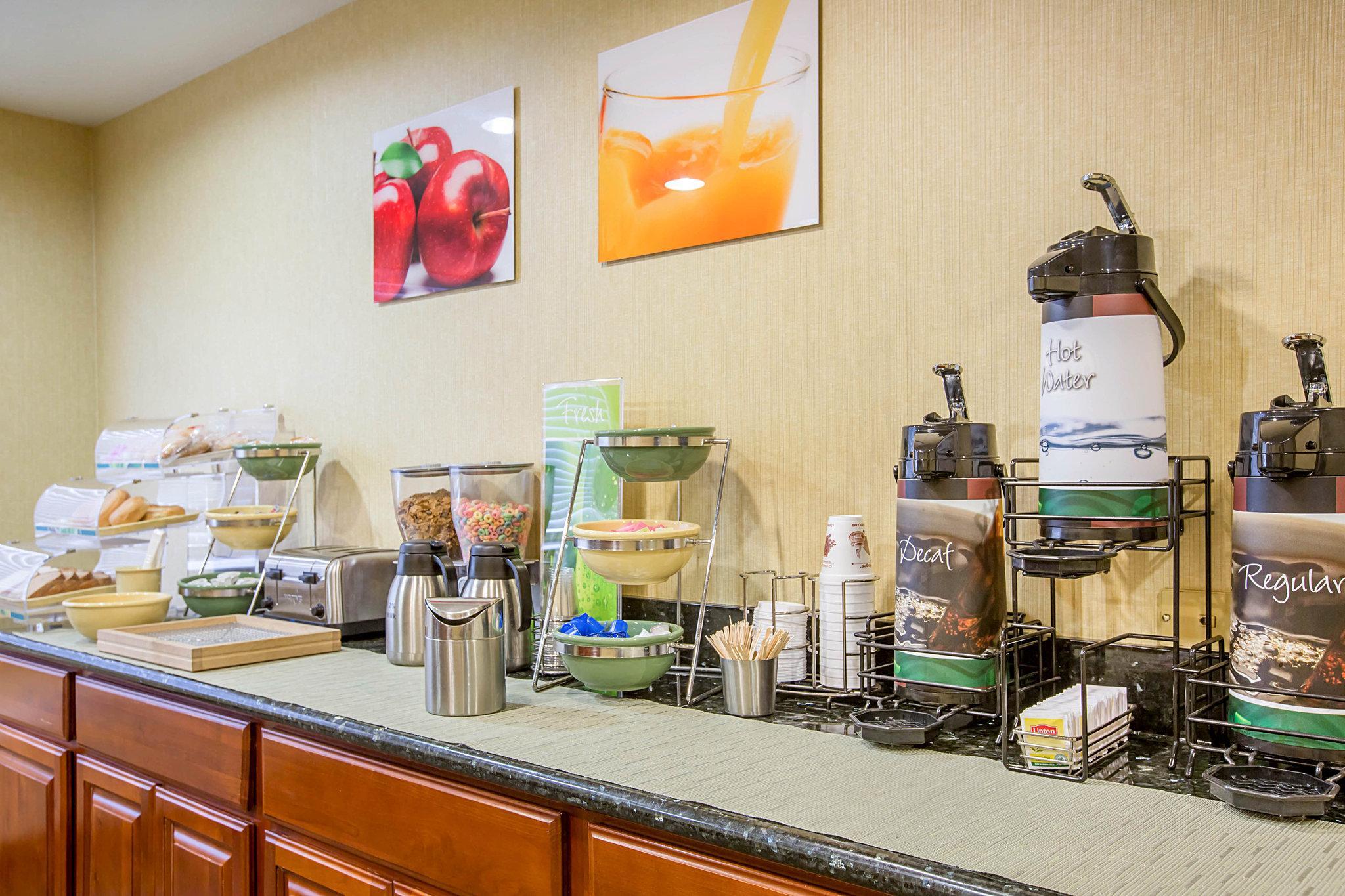 Quality Inn & Suites Weed Exteriér fotografie