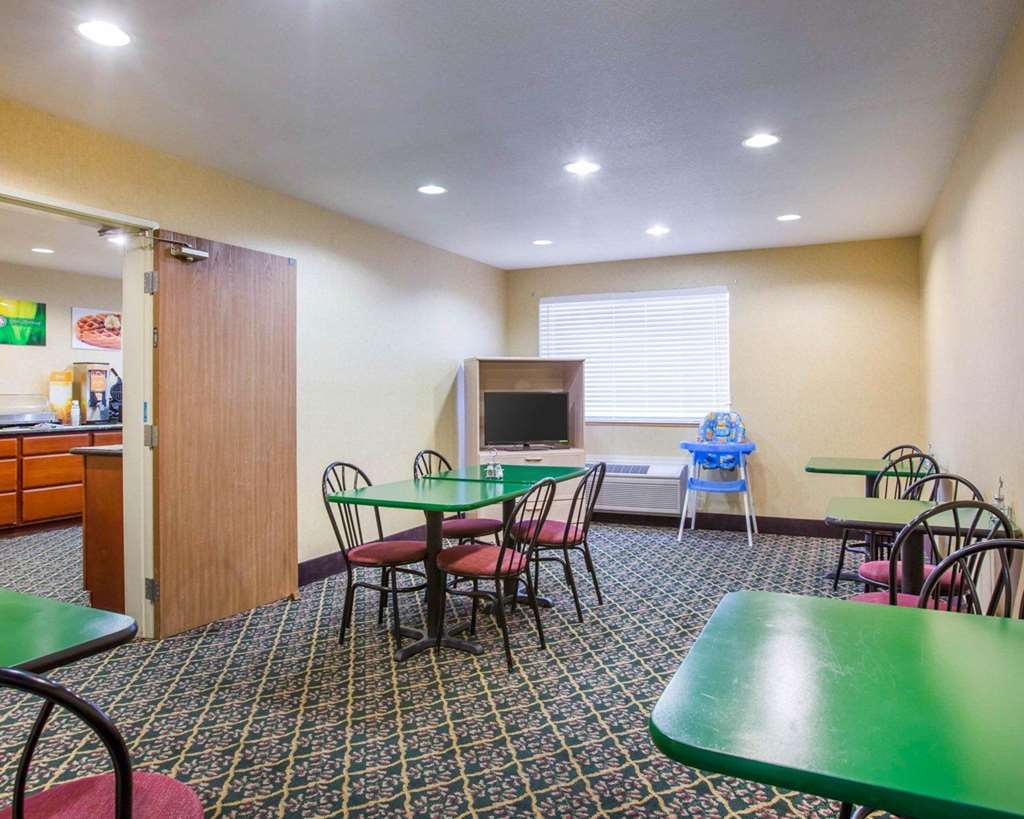 Quality Inn & Suites Weed Exteriér fotografie